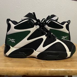 Kamikaze 1 Mid “WhT/Blk” size 10.5